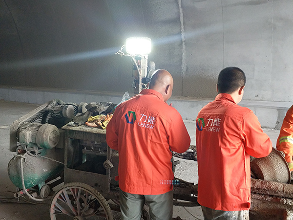 隧道防火工程施工图片2